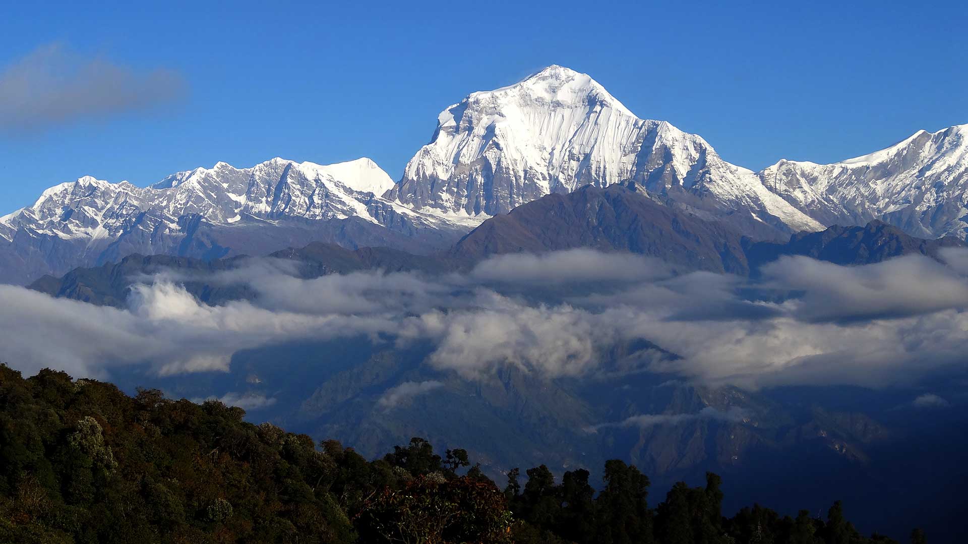 Dhaulagiri Circuit Trek landscape view